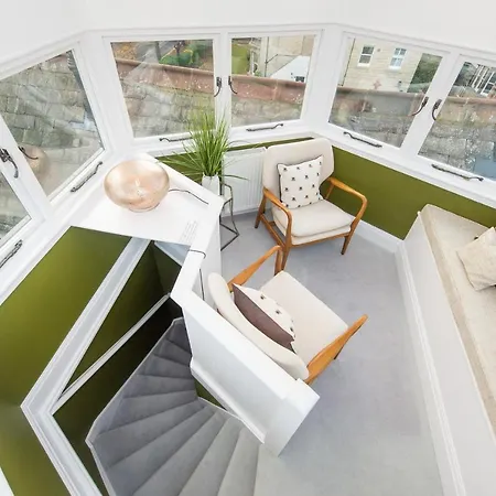 The Tower By Serviced Apartamento *