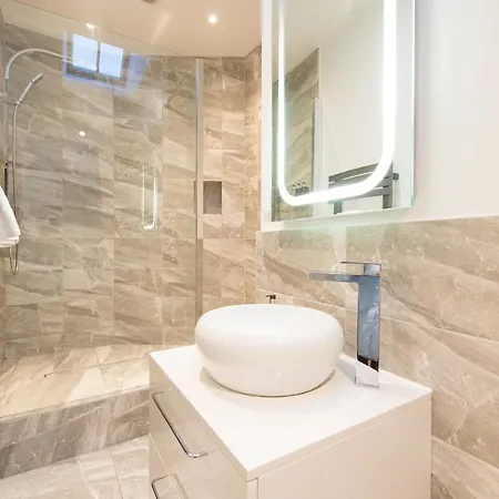 The Tower By Serviced * Harrogate