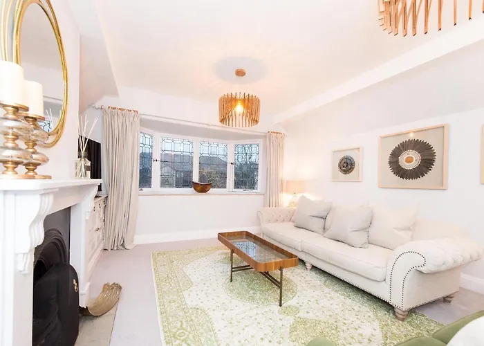 דירה The Tower By Serviced הרוגייט