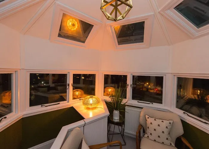 The Tower By Serviced הרוגייט