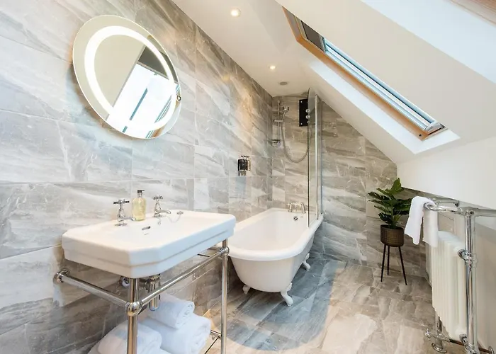 דירה The Tower By Serviced הרוגייט