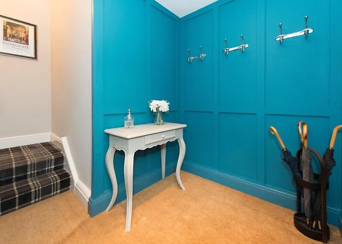 The Tower By Serviced דירה הרוגייט